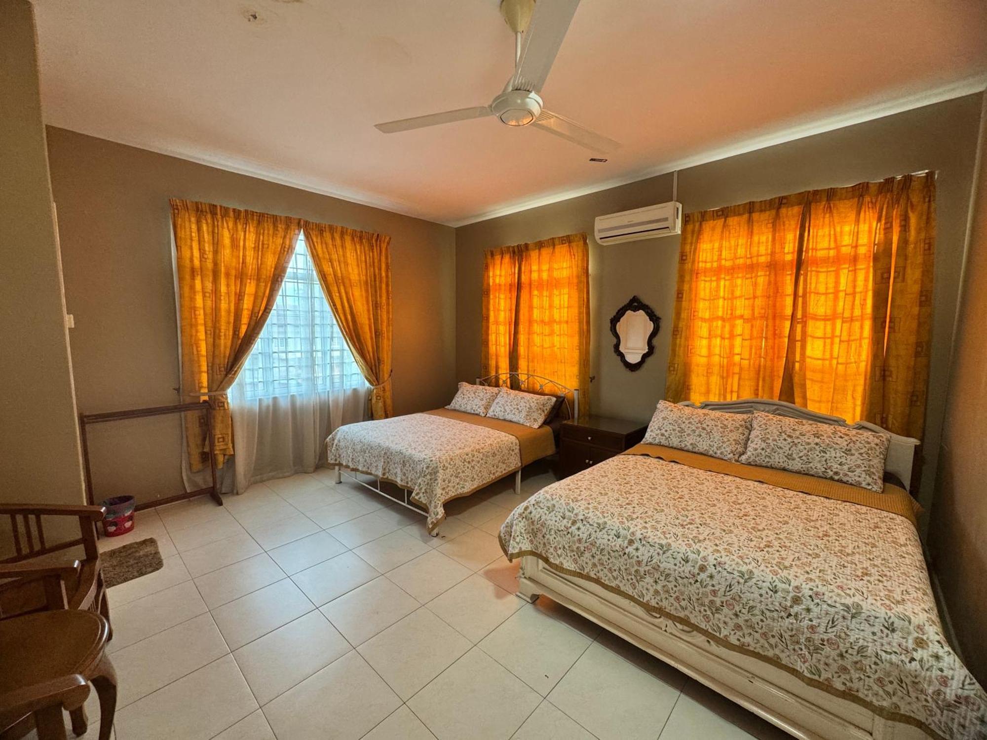 Homestay Melaka Executive エクステリア 写真